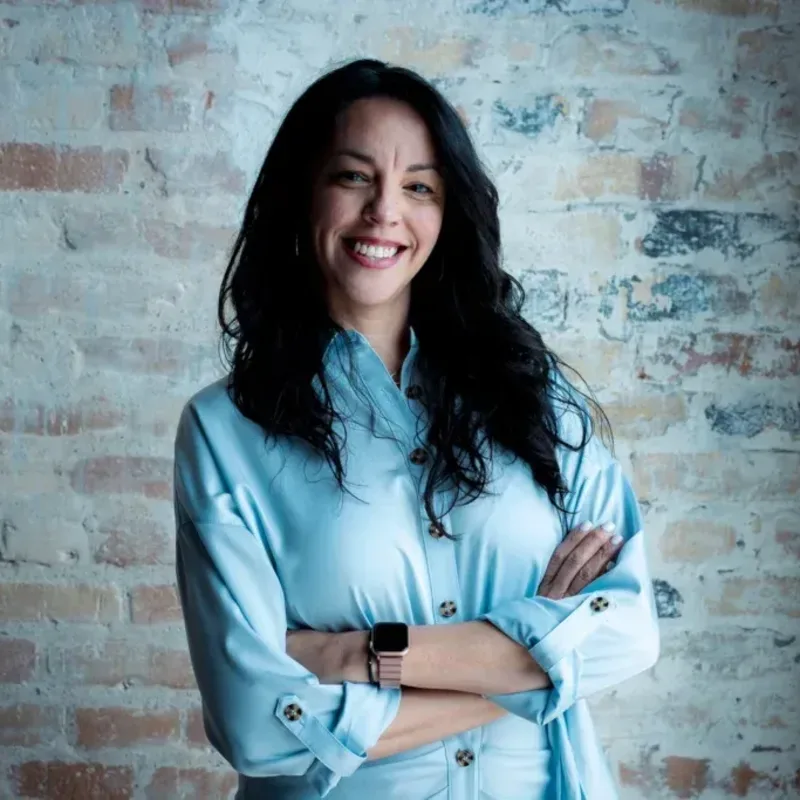 Darilú Cartagena — Directora de Seguros | Agente Licenciada de Seguros de Vida